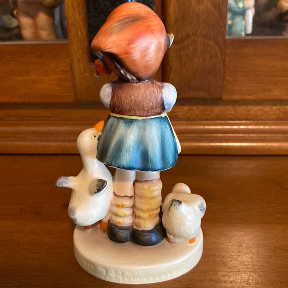 💚TM4 ‘Be Patient’ Hummel Goebel #197 2/0 - Picture 4 of 9